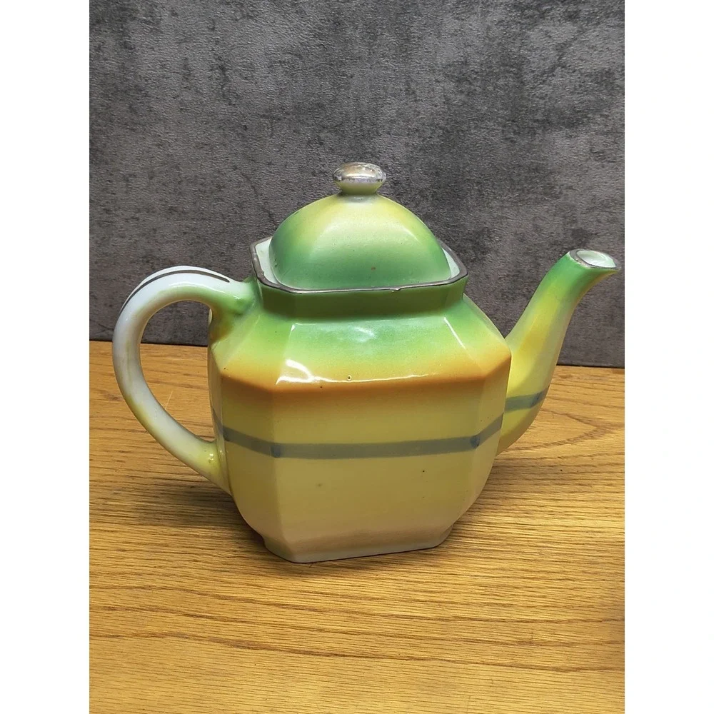 Vintage Hand Painted‎ Teapot Windmill Made in Japan